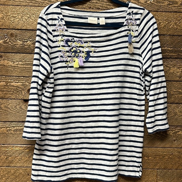 CHICO’S Chronicle Striped Embroidered Tee Size Med - Picture 5 of 7